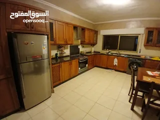  8 شقة فاخرة سوبر ديلوكس في أرقى واجمل مناطق دير غبار  مفروش جزئي