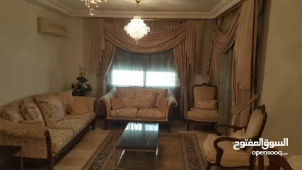  25 Flat / Apartment in Al Rabiah 4 Master Bedrooms  شقة لليجار في الرابية، فخمة و مأثثة و كبيرة 210 متر
