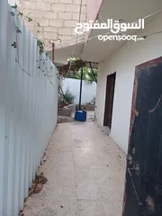  19 منزل دوبلكس شبه مستقل للبيع