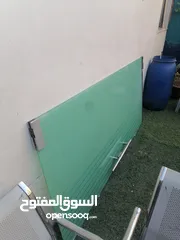  4 باب سكريد كامل مع اغراضو متر في مترين