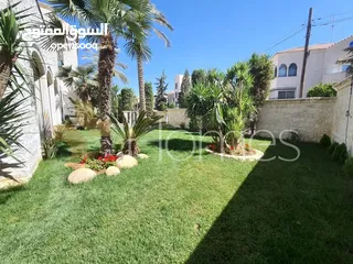 2 فيلا للبيع في اجمل مناطق عبدون، مساحة بناء 1800م