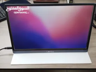  8 ماك بوك برو 2019  15.6" MacBook pro 13.3" + Ext monitor