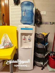  1 كولر ماء ستاند شبه جديد ناشونال الكتريك مع قارورة