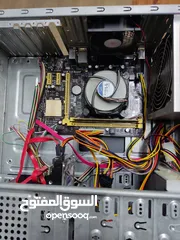  4 جهاز كمبيوتر مكتبي و العاب خفيفة  اقرء الوصف مشان توخد فكرة
