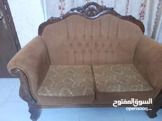  3 طقم كنب للبيع في الزرقاء