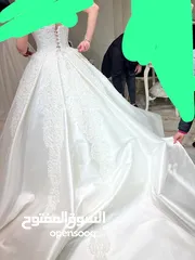  1 فستان عروس غير ملبوس