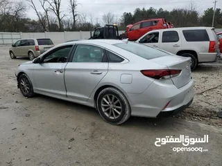  2 2018 Hyundai Sonata, SE