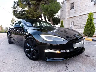  1 TESLA MODEL S PLAID 2022