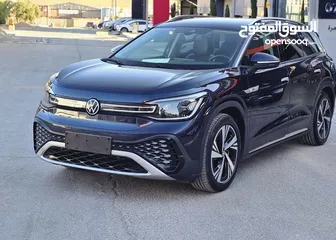 8 Volkswagen ID.6  - 2022