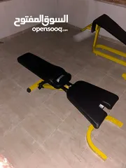  2 اجهزه رياضيه مستعمله للبيع بحاله الوكاله للانديه الرياضيه للاوزان العاليه