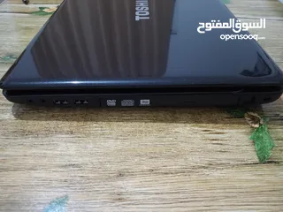  8 لابتوب توشيبا  وكالة