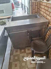  2 عده مطعم للبيع بسعر حرق