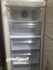  3 فريزر نوع بيكو لون سلفر