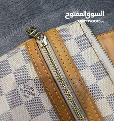  8 Louis Vuitton 100% Original