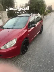  3 بيجو 307 للبيع اوبدل على سياره صغيره موديل 2005 6+1