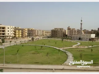  2 شقه لقطه بموقع متميز بالحي التاسع بمدينة العبور