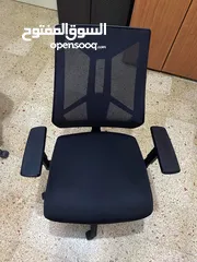  1 كرسي مكتب مستعمل شبه جديد