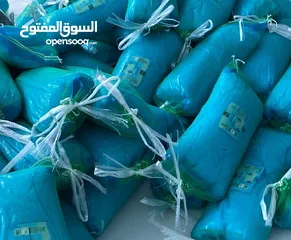  1 متوفر ملح عماني خشن وزن الكيس 3كيلو ونص سعر الكيس 800ليسه