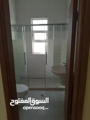  14 شقه للبيع الجبيه