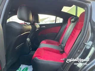  4 Dodge Charger SRT V8 2019