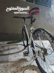  1 دراجه هوائيه من ست غيارات نضيفه