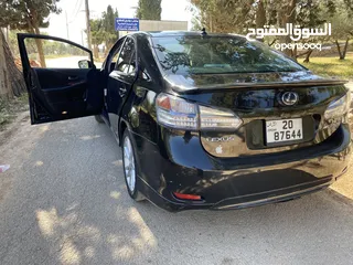  12 لكزس HS250H بريميوم