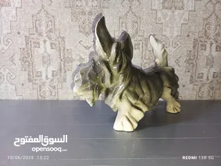  2 تمثال كلب للبيع