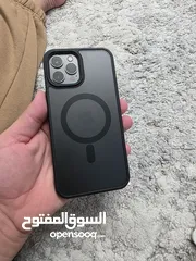  1 لون اسود iphone 12 promax