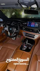  2 BMW 750iX 2018
