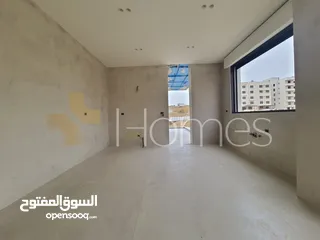  6 شقة طابق اول للبيع في حي الصحابة بمساحة بناء 190م