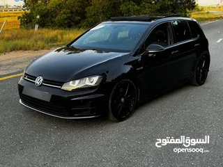  16 Golf R, 2017 GCC model, without accidents, car in excellent condition, inside and out