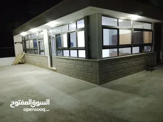  15 روف عباره عن استوديو للايجار