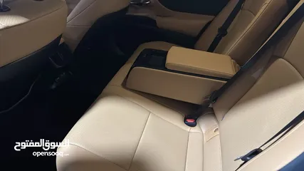  9 لكزس ES300h فحص كامل بدون اي ملاحظات