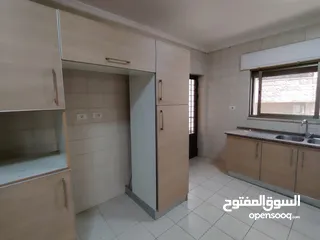  13 شقه فارغه للايجار ضاحيه الامير راشد + 4 نوم + 220 متر + غرفه خادمه+