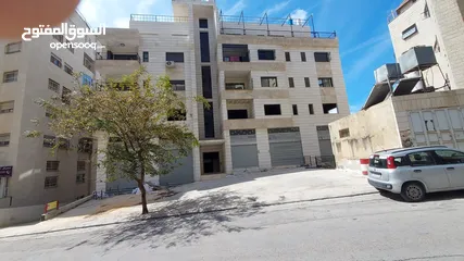 1 شقة للبيع عظم في الجبل الشمالي اول طلعة الزينبية ،اول بليبوس