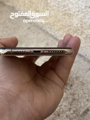  4 آيفون x s max جولد