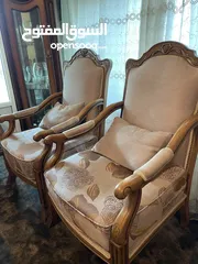  6 طقم كنب  فاخر للبيع