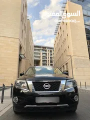  2 Nissan Pathfinder 2015