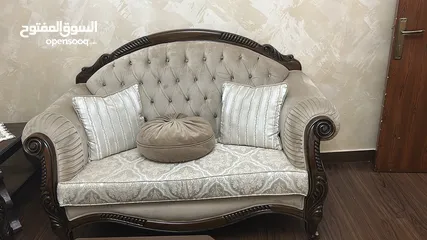  5 طقم كنب بسعر ممتاز