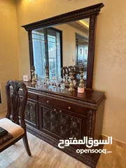  2 طاولة سفرة فخمة للبيع و طقم كنب