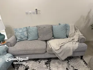  1 Used sofa for sale, 3 seat sofa with 2 single sofa with carpet, very good status and clean