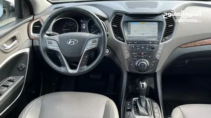  7 Hyundai Santa Fe  Ultimate Full Option 2017 panorama