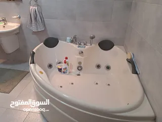  6 جاكوزي أمريكي