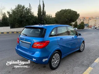  5 مرسيدس B class ماشيه 88 الف فقط بحاله الوكاله