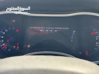  18 جيب جراند شيروكي SRT8 اصلي 6400 سي سي موديل 2015 فحص كامل فل اضافات أقل سعر