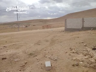  4 قطعه الارض للبيع