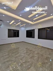  30 شقة مميزة - خلدا - 3نوم 1ماستر - 215م - فايربليس - إطلالة - موقع هادئ ومميز