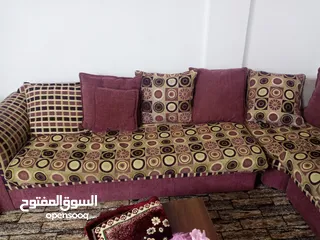  4 طقم كورنر خليجي نظيف للبيع