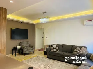  2 شقة مميزة للبيع على طريق المطار / الحويطي