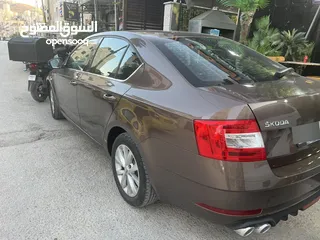  5 سكودا اوكتافيا مميزة عداد قليل